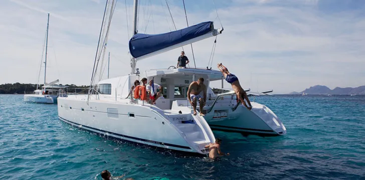 Charter a Lagoon 500 Catamaran