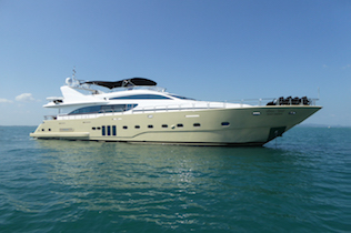Thai motor yachts