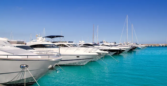 Charter a yacht in Spain