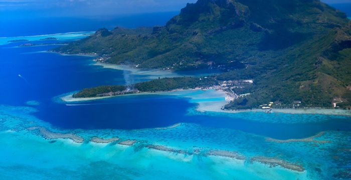 Charter a Yacht in Beautiful French Polynesia