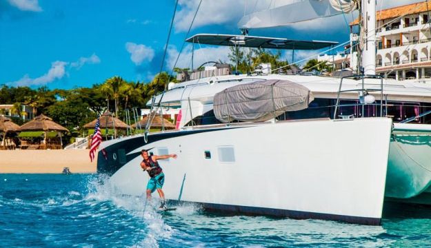 Spend your christmas on a magical yacht charter