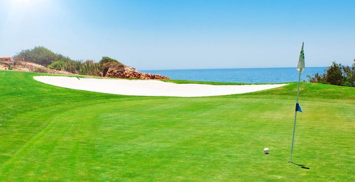 Enjoy playing on this gorgeous golf course in Tahiti