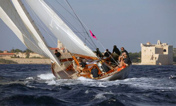 The thrill of sailing on a classic yacht