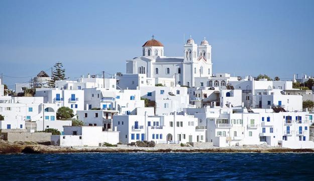 Visit the gorgeous Paros on your next yacht charter with boatbookings
