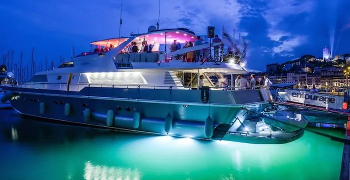 Host your party on a yacht,in Cannes