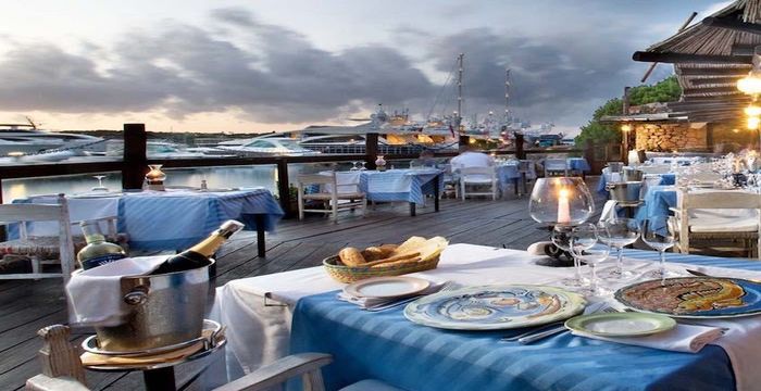 Dining on the water's edge at Il Pescatore