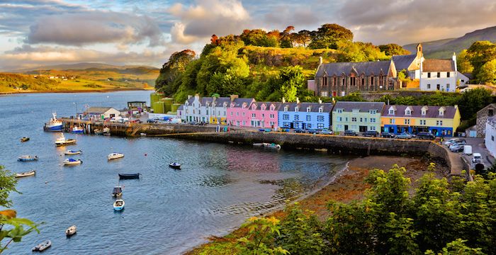 Charter a yacht to the Isle of Skye