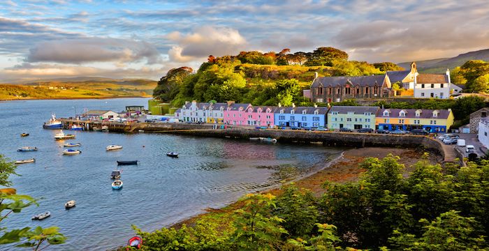 Charter a yacht to the Isle of Skye