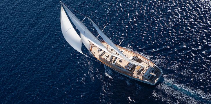 Luxury sailing boat yacht charter