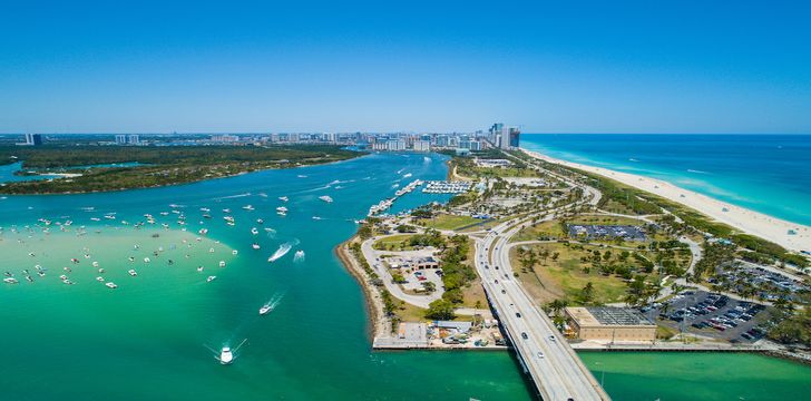 Miami Beach Haulover Park yacht charter information with boatbookings