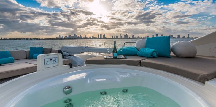 Miami Luxury Yacht Charter