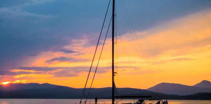 Yachting in Protected Waters