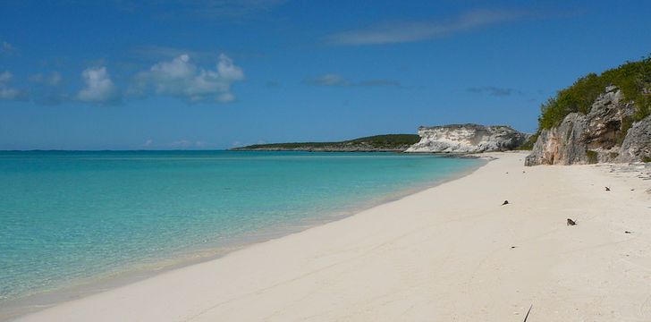 allen cay iganas beach bahamas boatbookings