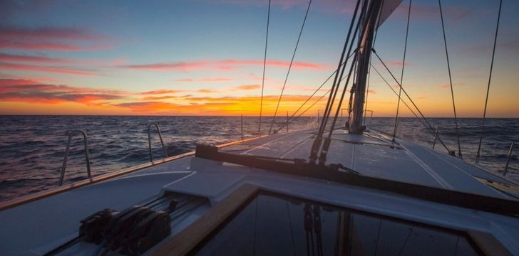 boat,sailing,holiday,sea,ocean,Mediterranean