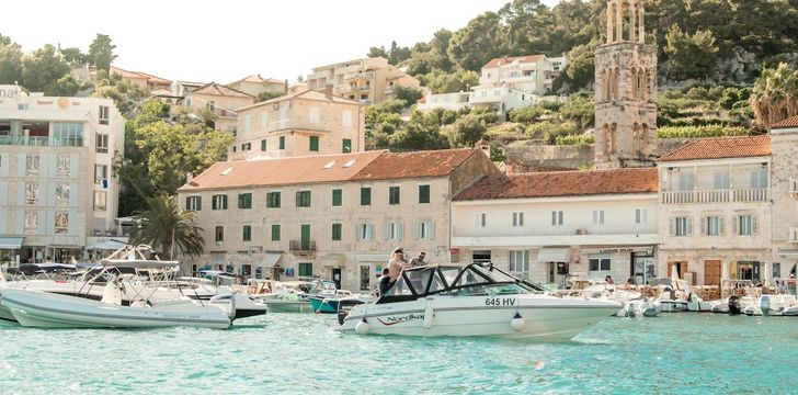 croatia,croatia yacht charter guide,croatia guide,overview of croatia