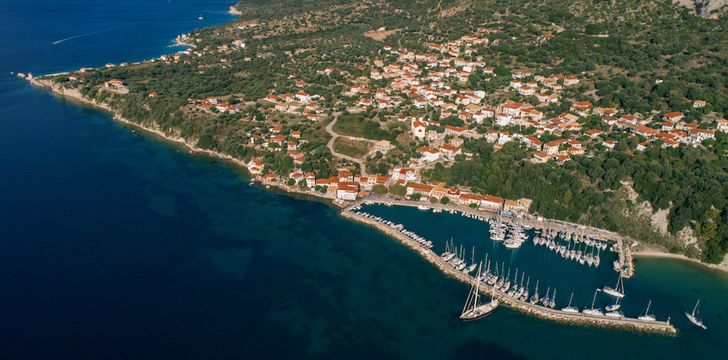 greece,greece yacht charter,boat rental ionian