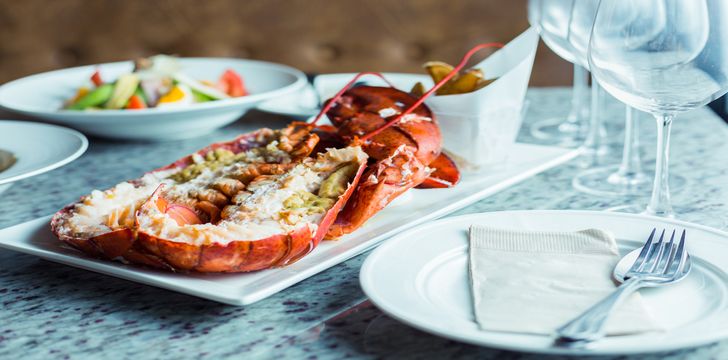 lobster,spain,fornells,food,eat,dinner