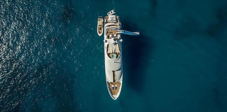 luxury motor yacht,mega yacht,super yacht,yacht charter