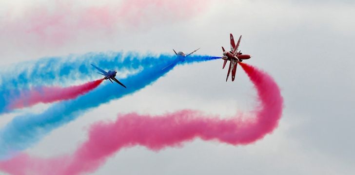 red bull,air race,airplane,flying,cannes,events