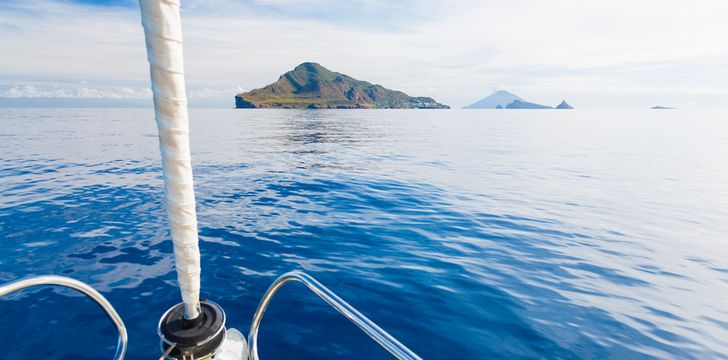 sicily crewed charter