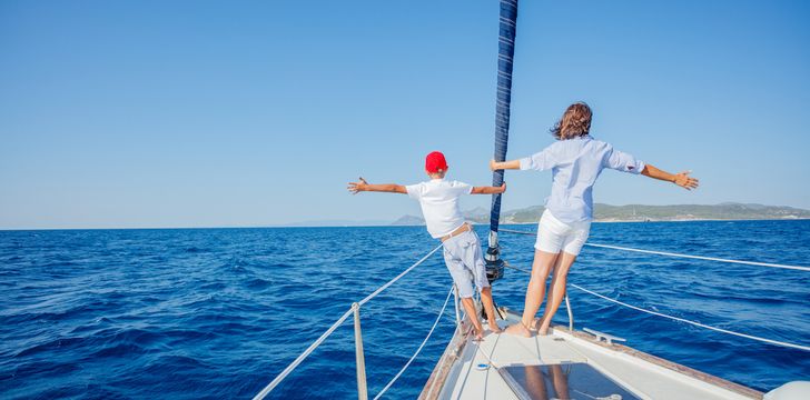 what certification do i need if i charter a bareboat charter yacht