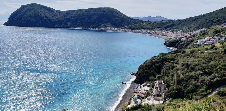 yacht,sail,sea,ocean,sailing,lipari