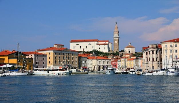 Charter a yacht to Slovenia