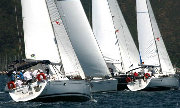 Yacht Charter in a Yacht Rally