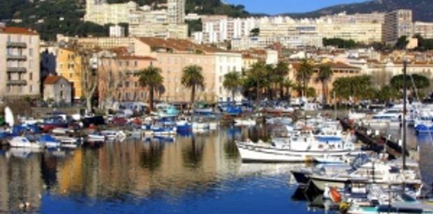 Yacht charter in Corsica 