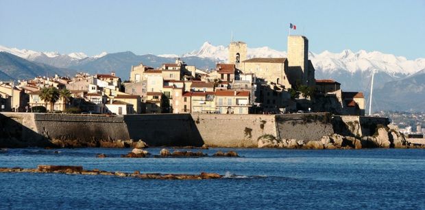 Antibes1