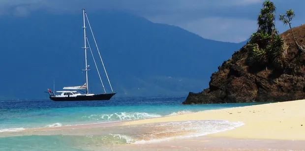 Sailing Yacht ASIA