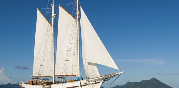 RAJA, majestic under sail