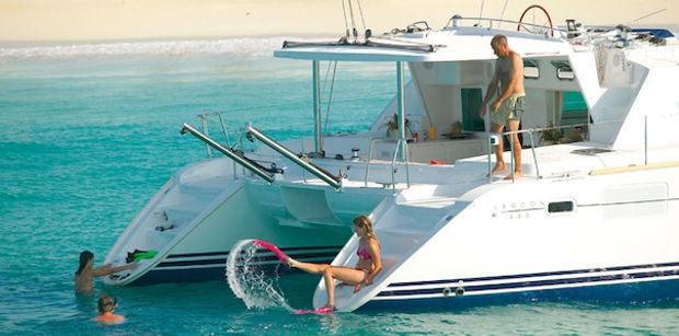 Lagoon440