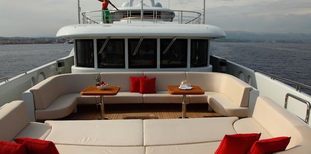 2ladiesforedecksunbathing