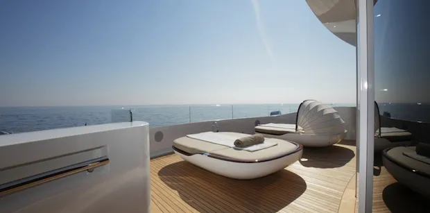 GRACEEwellnessdeckfwd