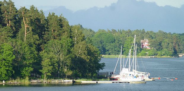 Sailing Through the Stockholm Archipelago