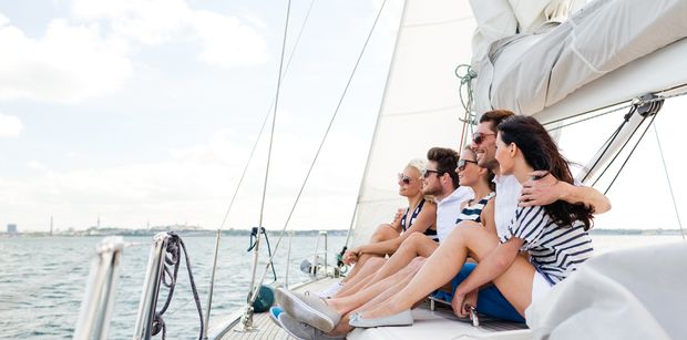 Private yacht charters with your best friends