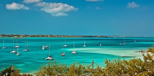 Sailing boats in the Bahamas