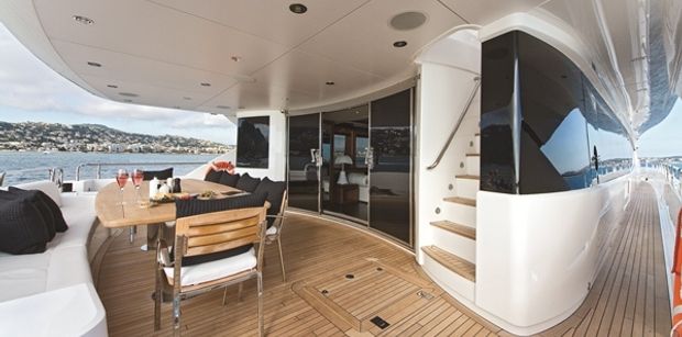 blackandwhiteaftdeck