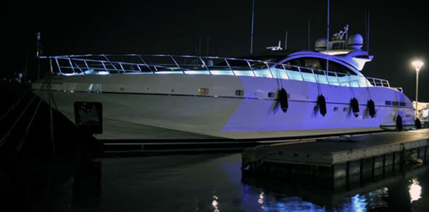 The stylish Mangusta SENSE berthed in port