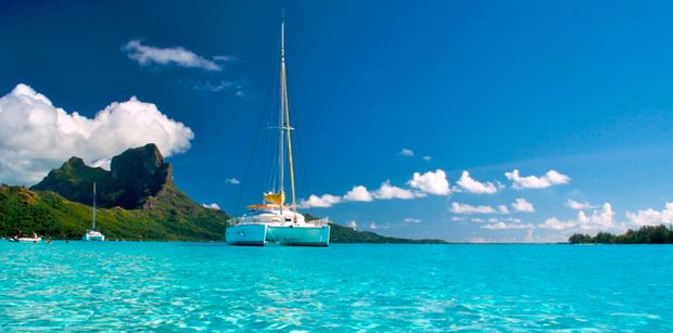 Catamaran à Bora-Bora