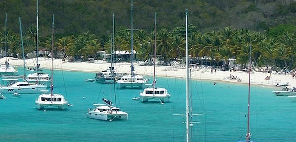 Charter_sailboats_in_the_BVI_638_1268