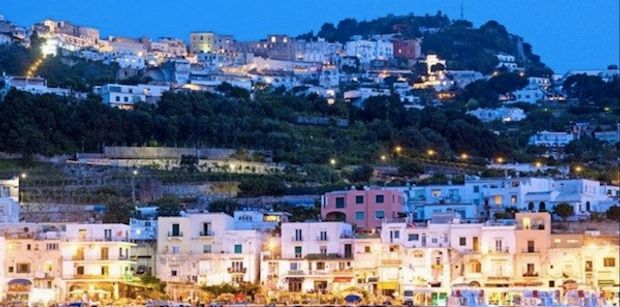 https://www.lacasadelmelograno.it/en/capri-routes/ capri