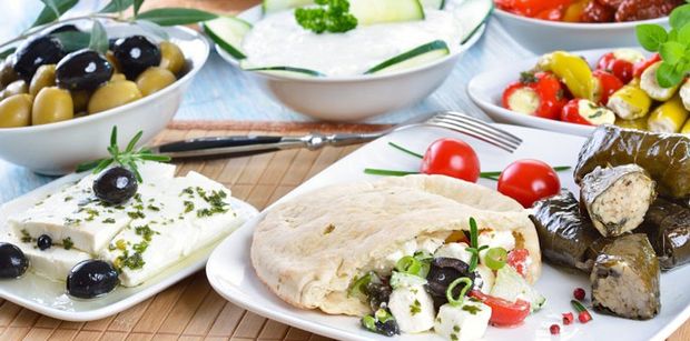 Sample_the_variety_of_Mediterranean_ingredients_in_Greek_cuisine_1899_3791_b52222