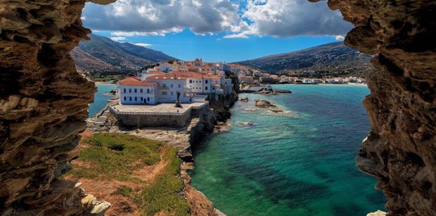 hora-of-andros-view-by-day