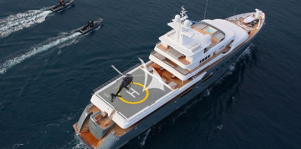 motor yacht, superyacht, luxury yacht, crewed motor yacht, planet nine, yacht planet nine