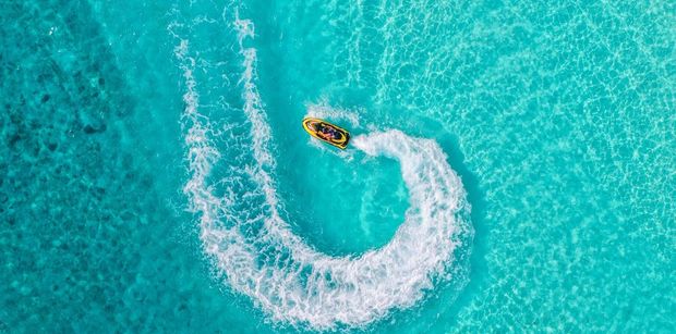 Motor Yacht Jet Ski Bahamas