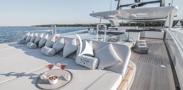 SEVERIN*S Baglietto Motor Yacht Sundeck