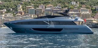 Yacht Of The Week:MAXIMUS