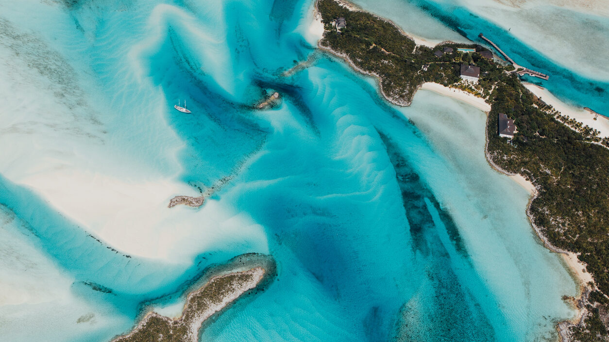 Celebrate New Year’s on a Luxury Charter Yacht in the Bahamas